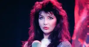 Kate Bush 28 Kate Bush, ingiliz ikonik şarkıcı